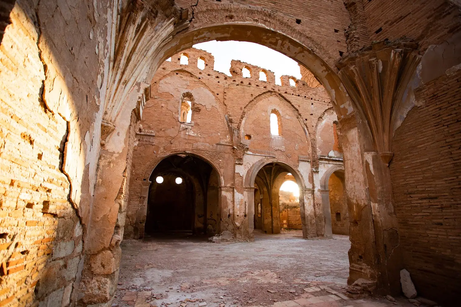 Szlak dawnych synagog: Dziedzictwo żydowskie
