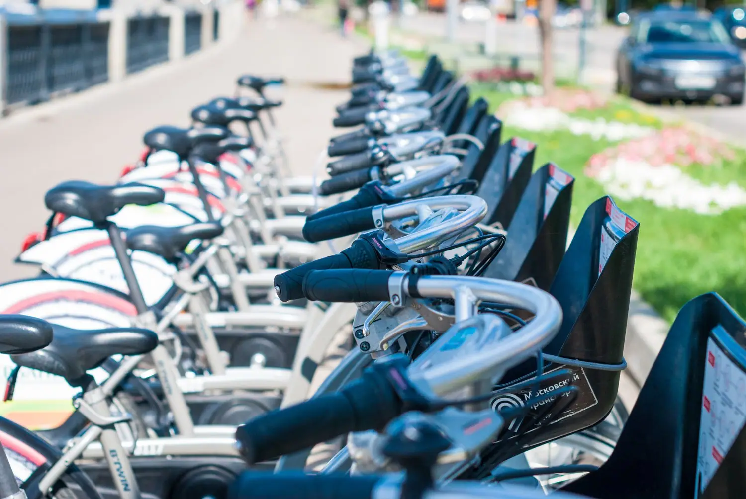 Mobilne wypożyczalnie rowerów: Systemy roweru miejskiego