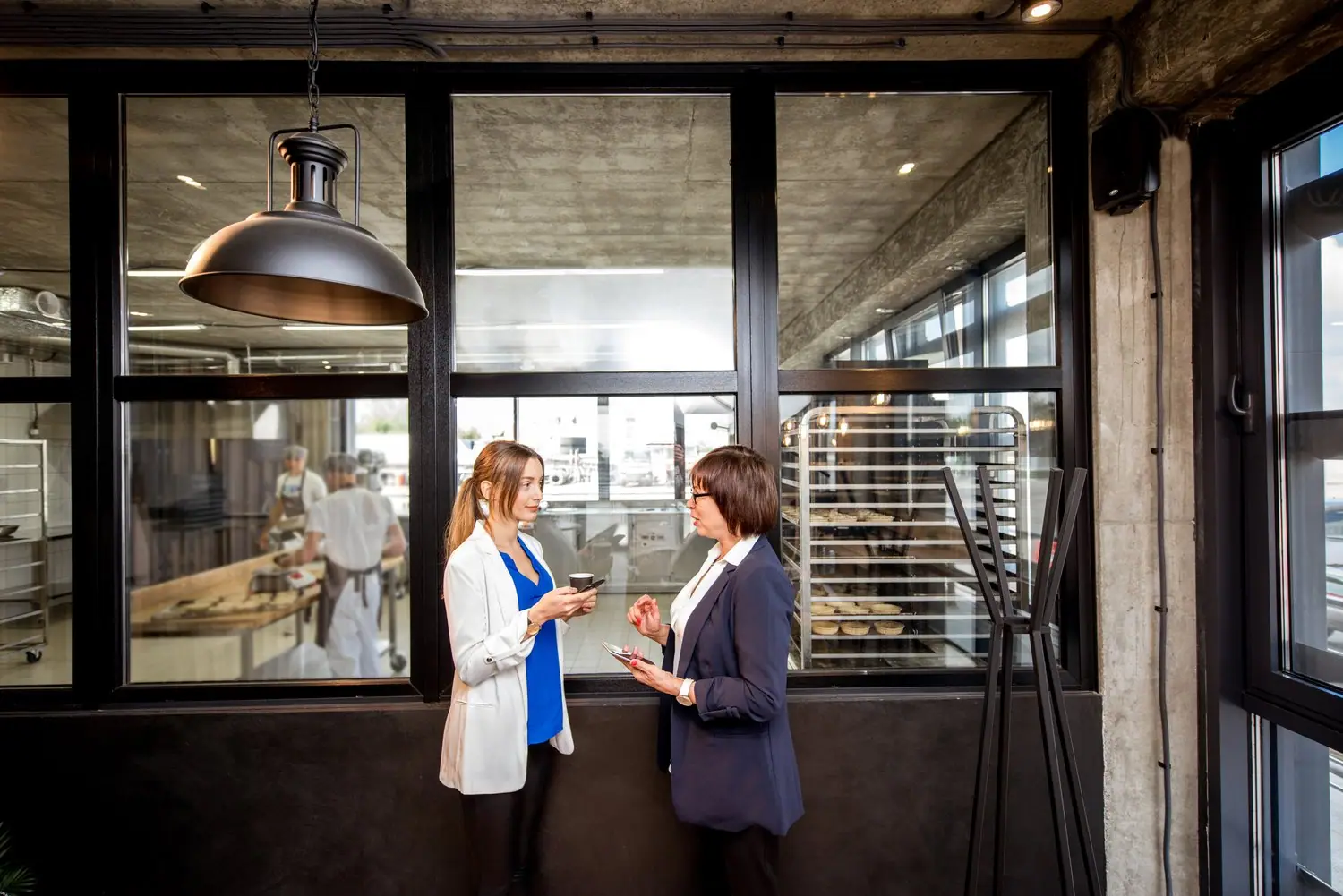 Noclegi w dawnych magazynach: Industrial chic w turystyce