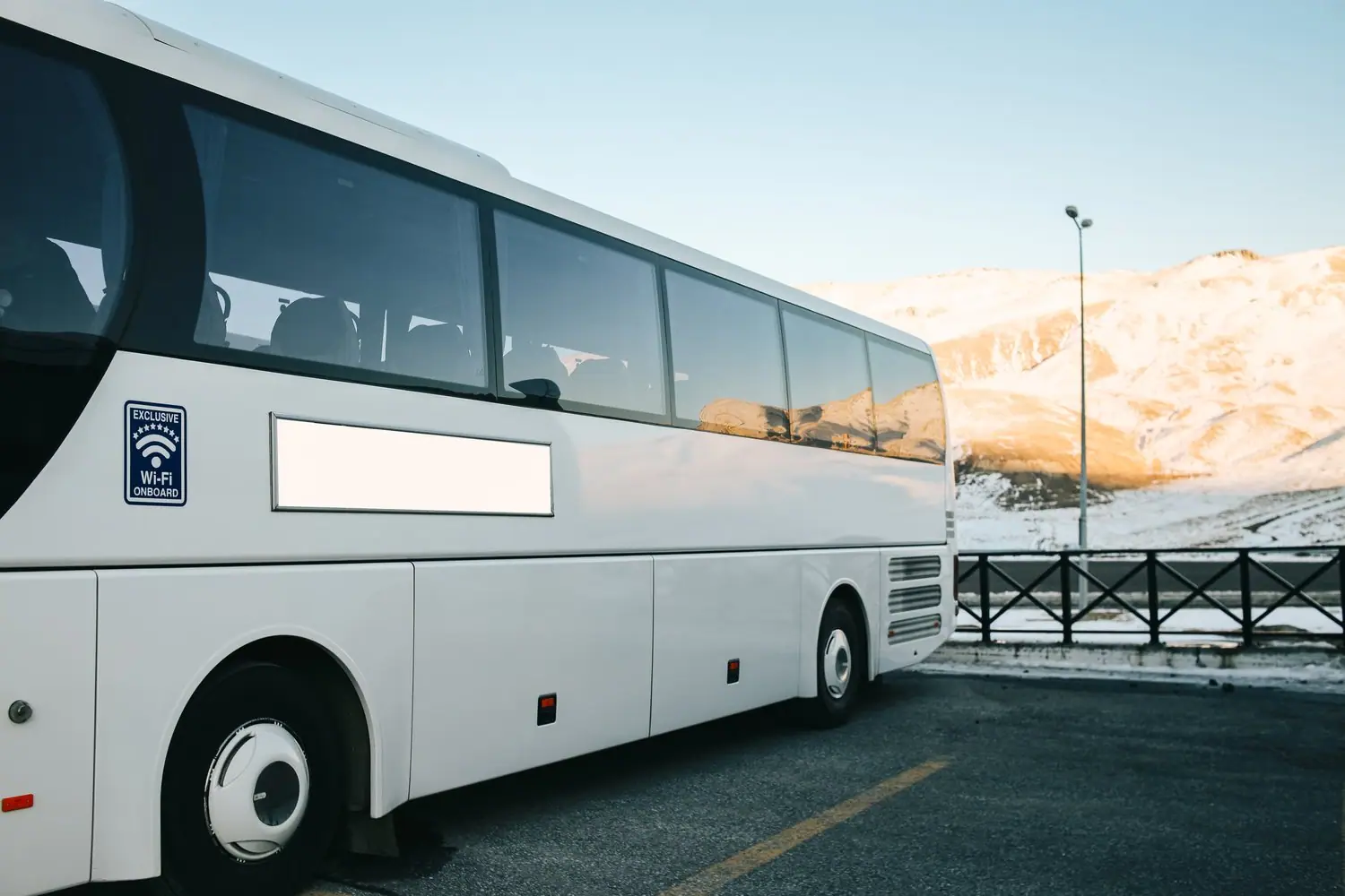Jak wybrać bilet autobusowy na długą trasę: poradnik dla podróżnych